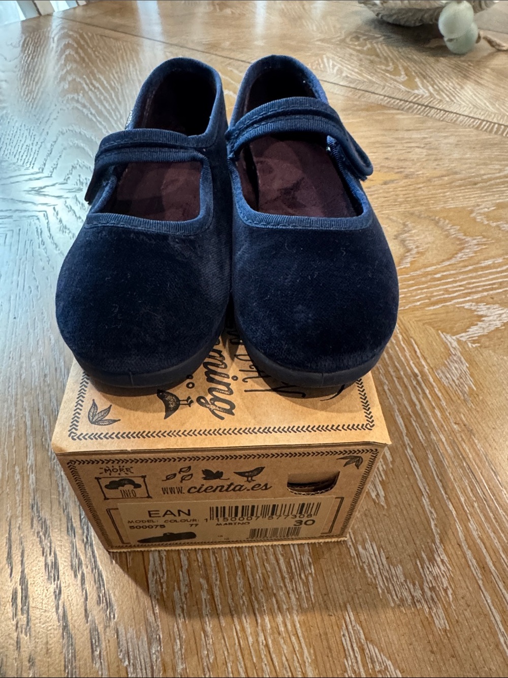 Cienta Girls Navy Velvet Mary Jane Shoes